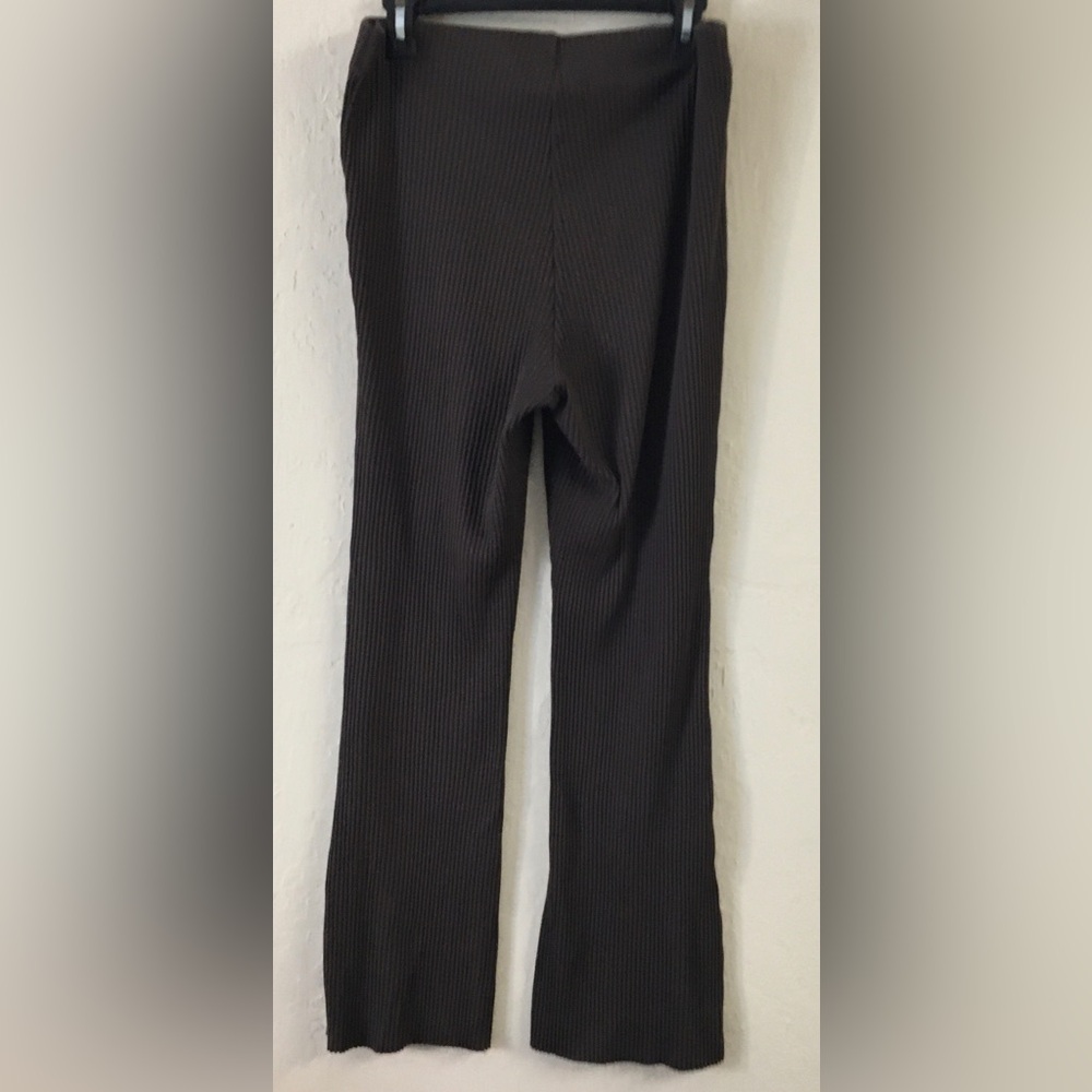 H&M Ribbed Straight Leg Stretch Pants XL Brown Pull On Style - Picture 2 of 4